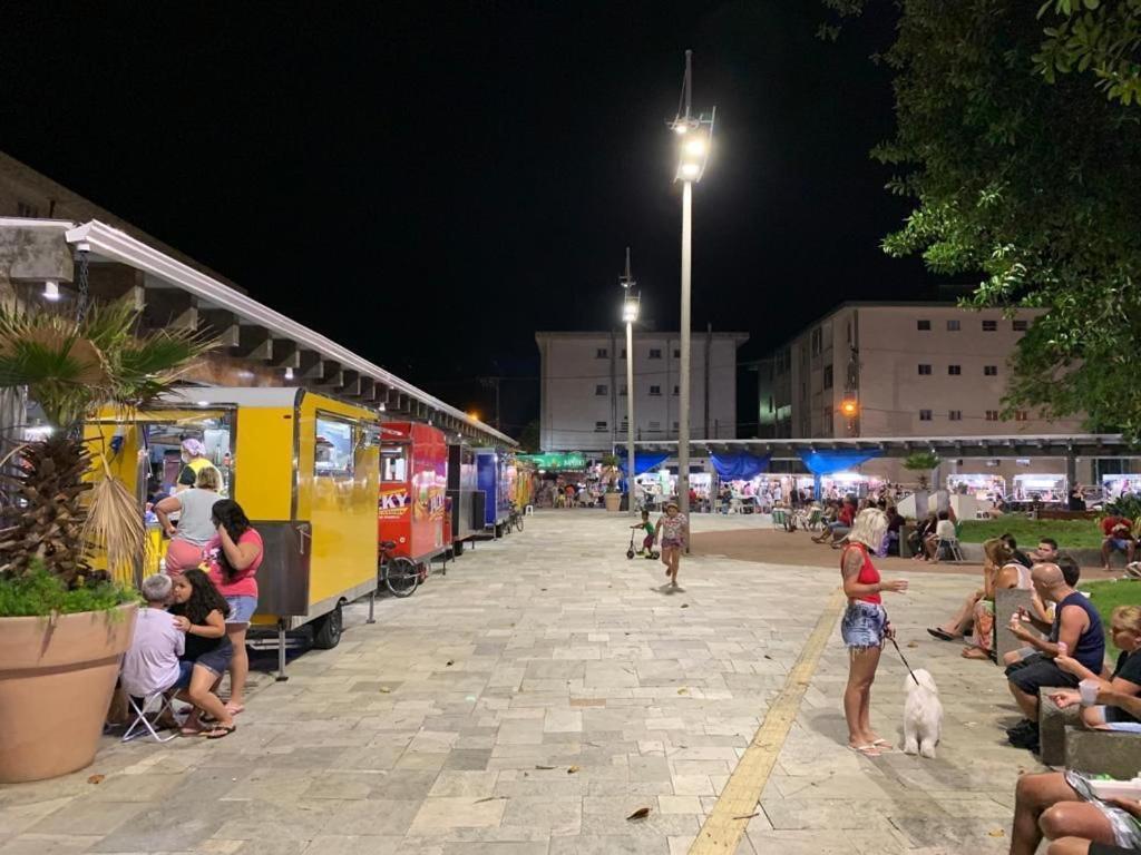 Apartamento Frente Ao Mar Com Varanda E Piscina Praia Grande  Eksteriør bilde