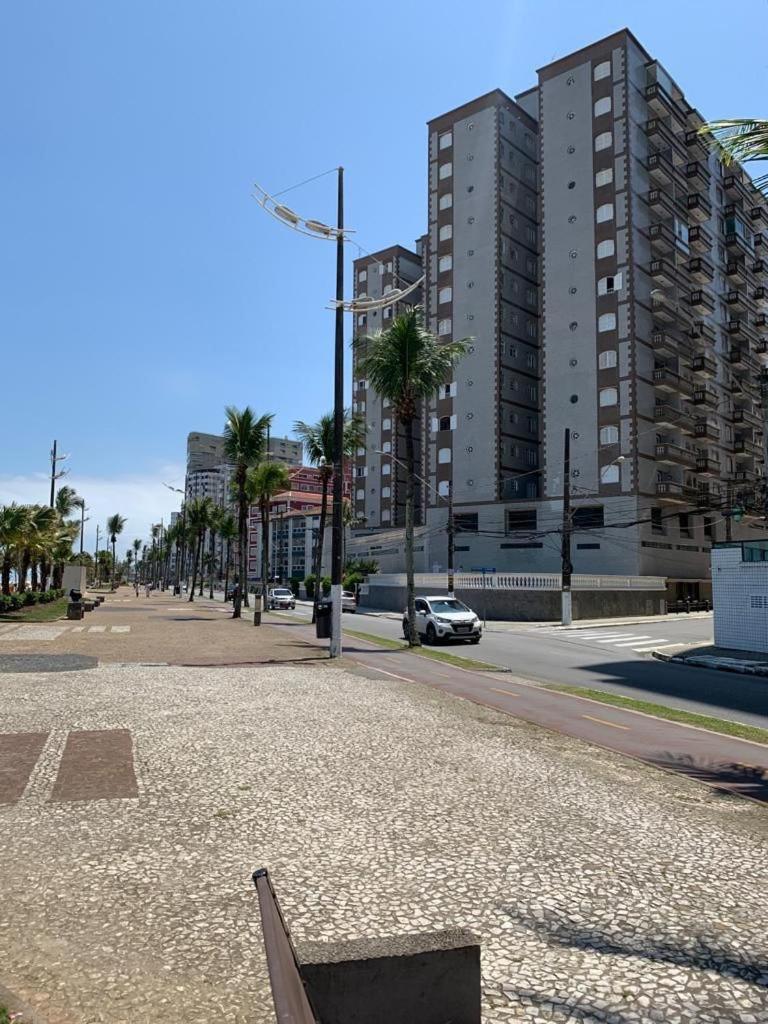 Apartamento Frente Ao Mar Com Varanda E Piscina Praia Grande  Eksteriør bilde